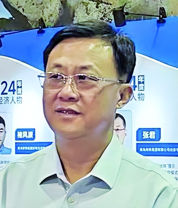 3-青島能源集團黨委書記、董事長 徐冰.jpg